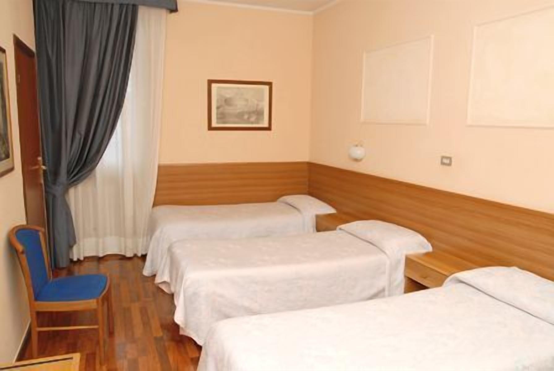 Hotel Porziuncola Assisi Luaran gambar