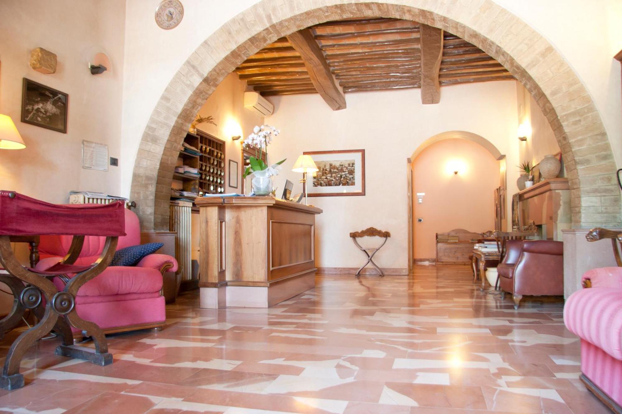 Hotel Porziuncola Assisi Luaran gambar